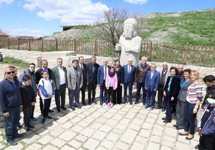 1. ARSLANTEPE ULUSLARARASI AÇIK SATRANÇ TURNUVASININ  PROTOKOLÜ BATTALGAZİDE İMZALANDI