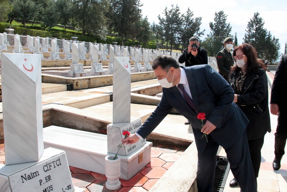 18 Mart Çanakkale şehitleri KKTC´de törenle anıldı
