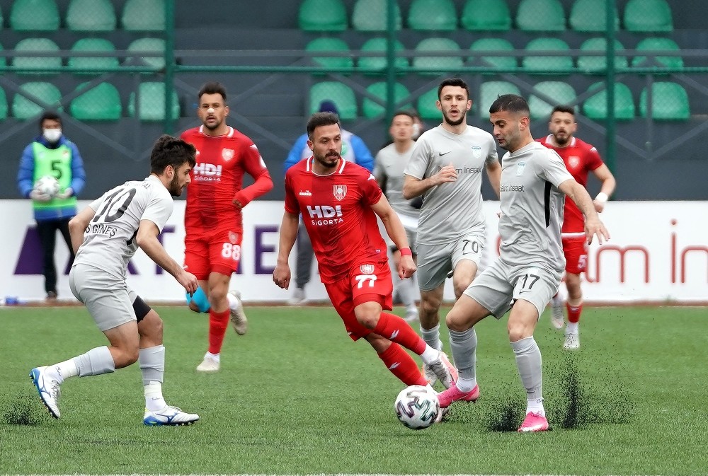 3. Lig 1. Grup: Arnavutköy Bld.: 2 - Nevşehir Bld.: 1

