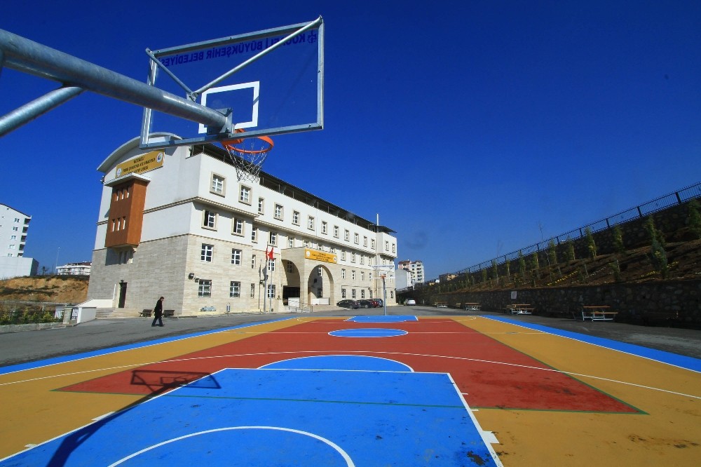 75 okula yapılacak basketbol ve voleybol sahası kazandırılacak
