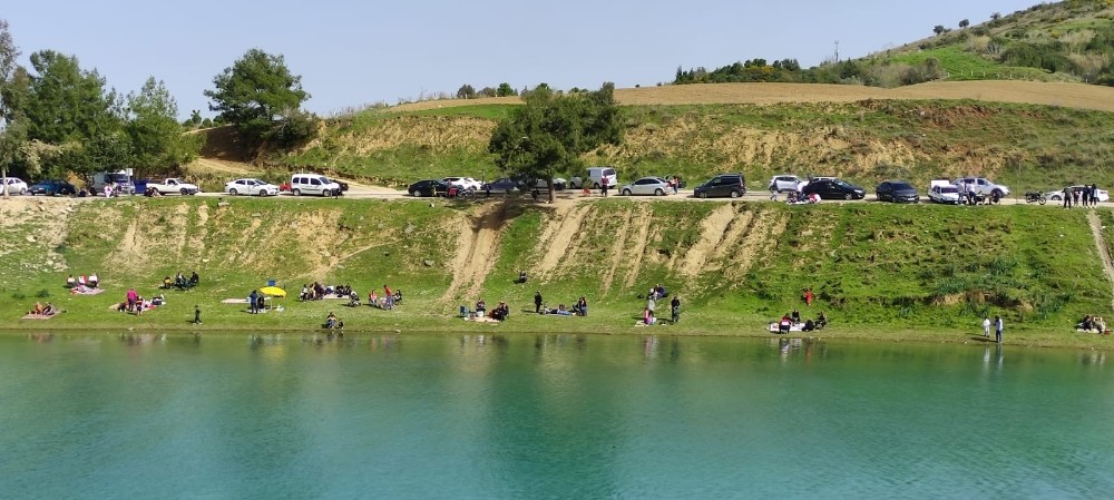 Adanalılar hafta sonu piknik alanlarına akın etti
