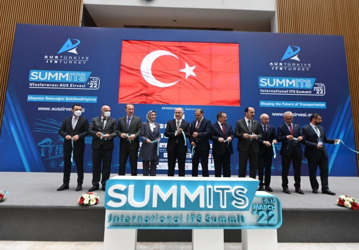 Adil Karaismailoğlu, SUMMITS 3. Uluslararası AUS Zirvesi'nin açılışına katıldı