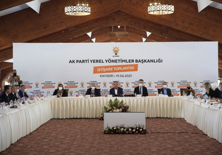 Ak Parti'li Özhaseki; Kim Ne Dersin Belediyecilikte Rakibimiz Yok