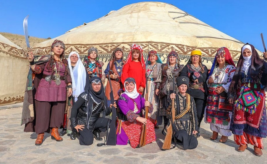Anadolu Kadın Kıyafetleriyle Etkinlikleri Renklendirdiler