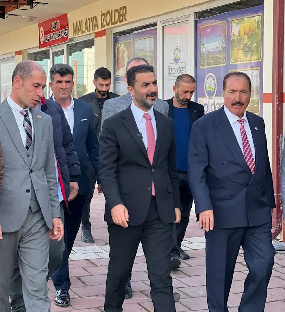 “Anketlerde Yeniden Refah Partisi çıkınca endişeleniyorlar, özelliklede Malatya’da endişelensinler”