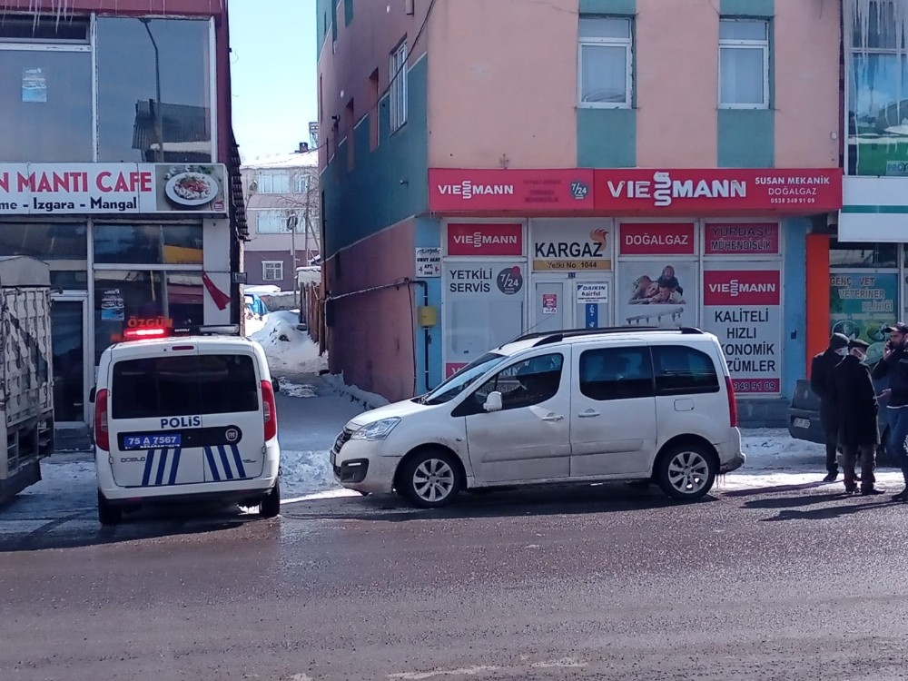 Ardahan´da mutasyonlu virüs alarmı: 2 bina karantinaya alındı
