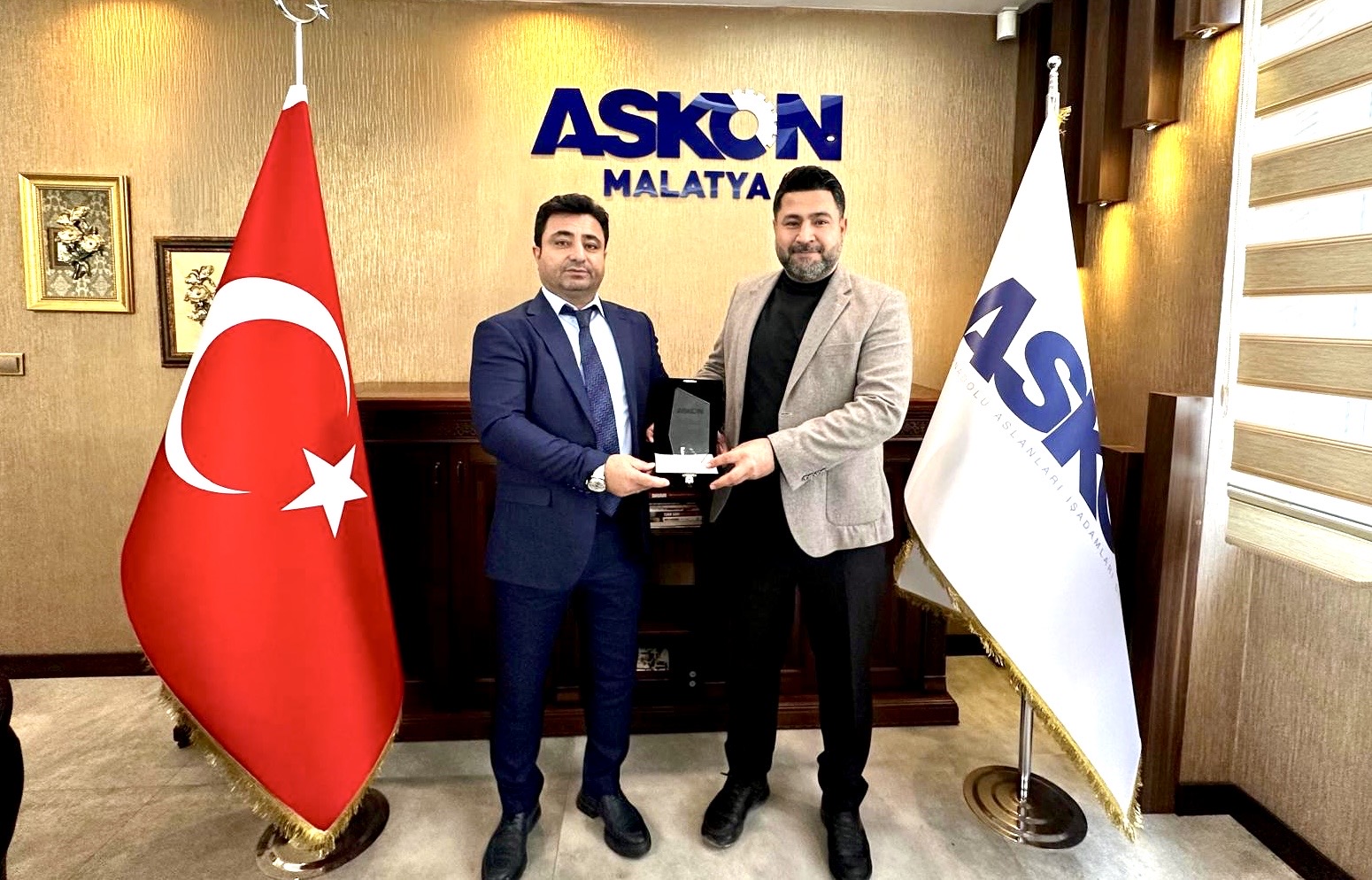 ASKON Malatya Şubesinde Bayrak Değişimi: Yeni Başkan Aydın Apak Oldu