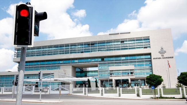 AYM'ye 450 Bin Bireysel Başvuru