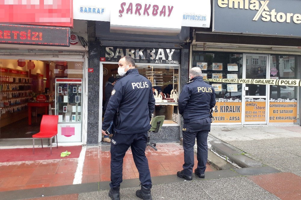 Bahçelievler´de kuyumcuda silahlı soygun girişimi: 2 yaralı
