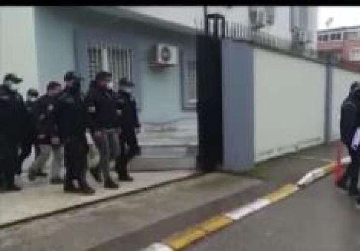 Balıkesir merkezli FETÖ operasyonunda 9 zanlı yakalandı