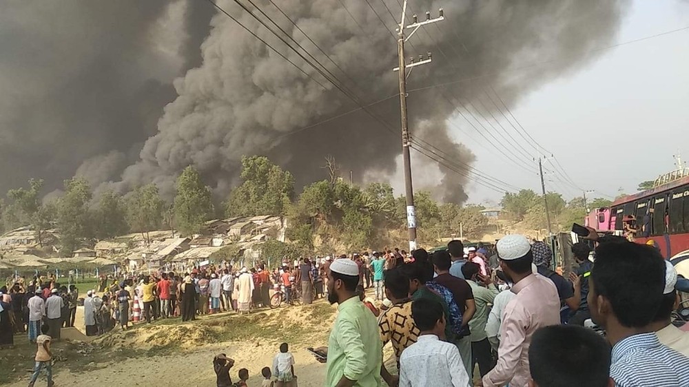 Bangladeş´te Arakanlı Müslümanların kampında yangın çıktı
