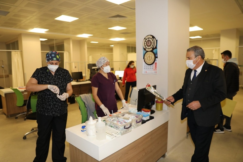 Başkan Çerçi, sağlık çalışanlarını unutmadı
