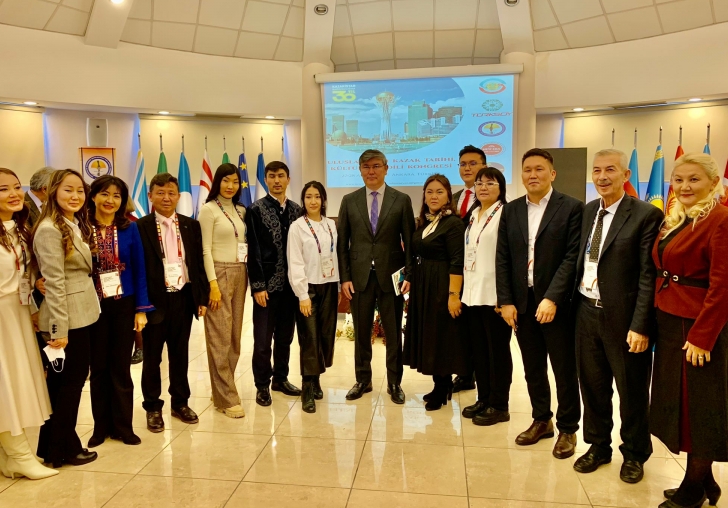 BAŞKAN CÖMERTOĞLU ULUSLARARASI KAZAK TARİHİ, KÜLTÜRÜ VE EDEBİYATI KONFERANSINA KATILDI