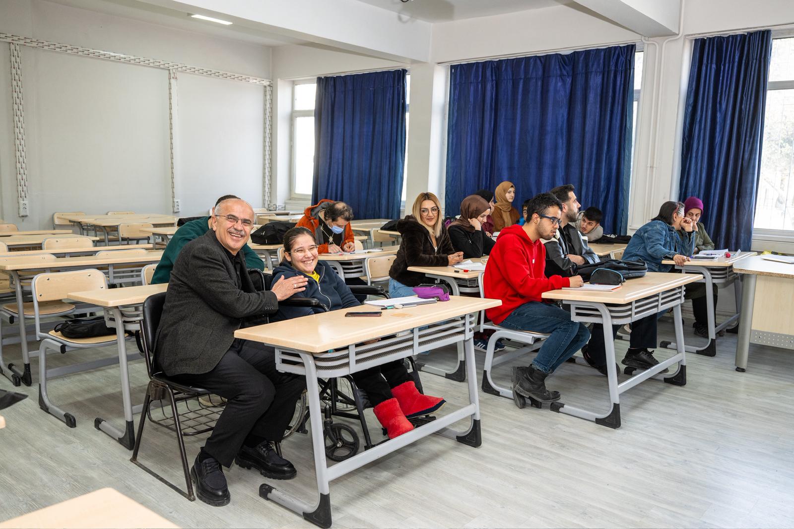 Başkan Er: "En Büyük Yatırımı Gençliğe Yapıyoruz"