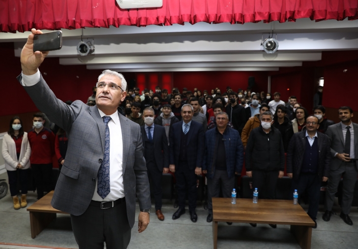 BAŞKAN GÜDER: ÖNCELİĞİMİZ İNSANIMIZIN GÖNÜLLERİNİ FETHETMEKTİR