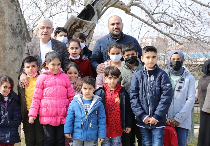 BAŞKAN GÜDER, YETİM ÇOCUKLAR VE AİLELERİYLE BULUŞTU