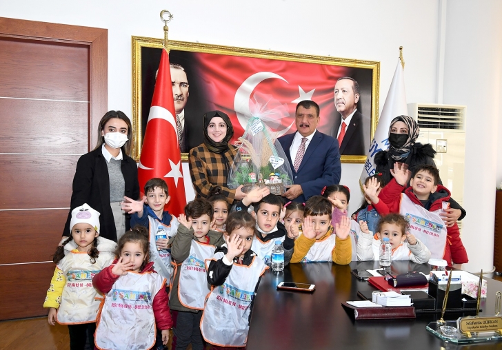 Başkan Gürkan'a öğretmenler günü ziyareti