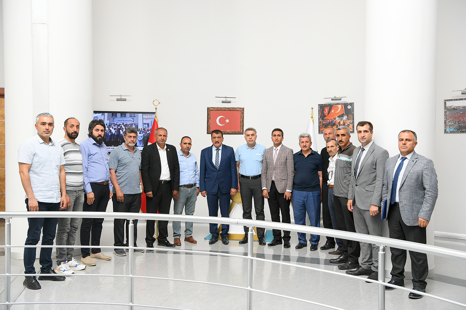 BAŞKAN GÜRKAN’DAN MAHALLELİYE KONUT MÜJDESİ