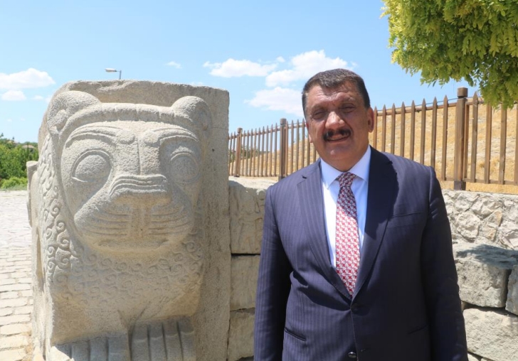 Başkan Gürkan'dan turistlere çağrı