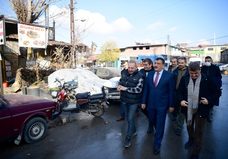 Başkan Gürkan Küçük Sanayi Sitesini ziyaret etti