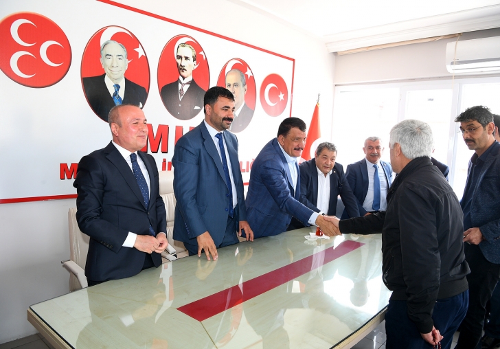 Başkan Gürkan, MHP İl Başkanlığını ziyaret etti