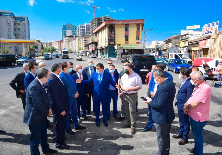Başkan Gürkan Sanayi Kavşağındaki Çalışmaları inceledi