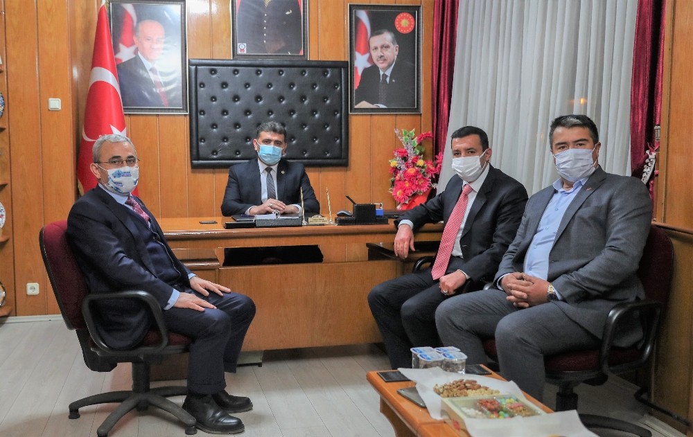 Başkan Işık Aslanapa´da
