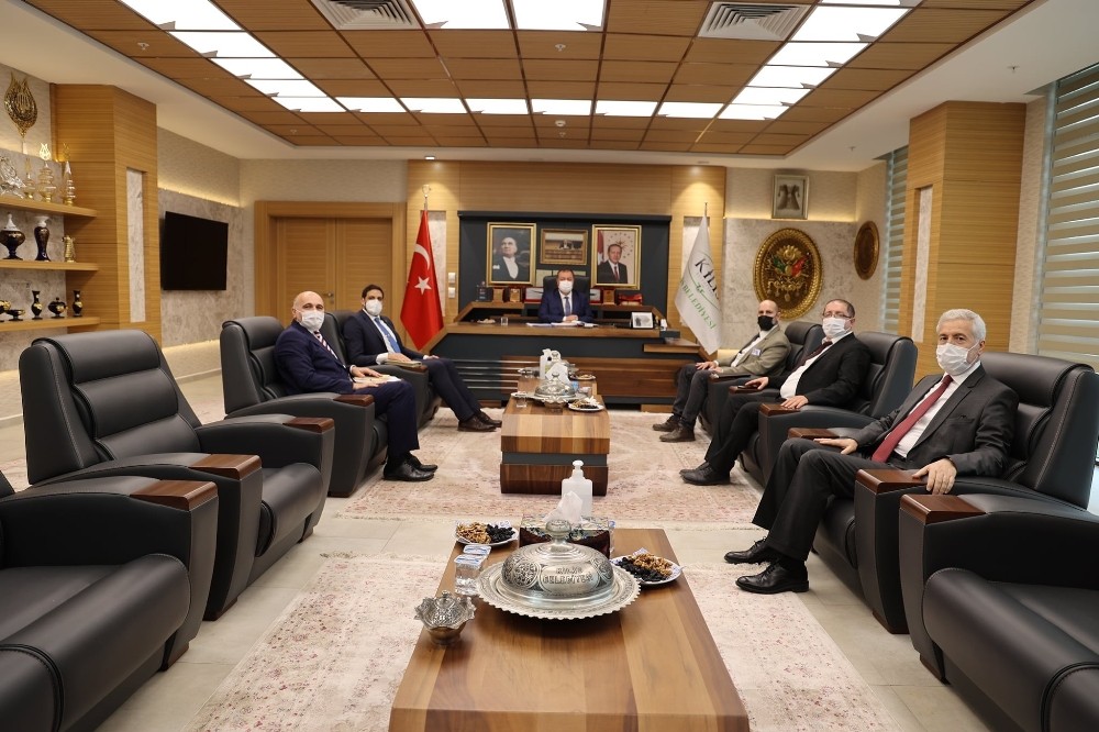 Başkan Ramazan, UNDP Suriye Programı Yöneticisi Köstem ile bir araya geldi
