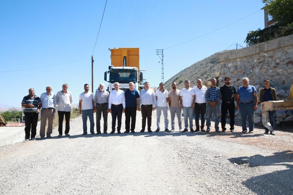 BATTALGAZİ BELEDİYESİ, ORDUZU’DAKİ 5 SOKAĞI DAHA SICAK  ASFALTLA BULUŞTURUYOR