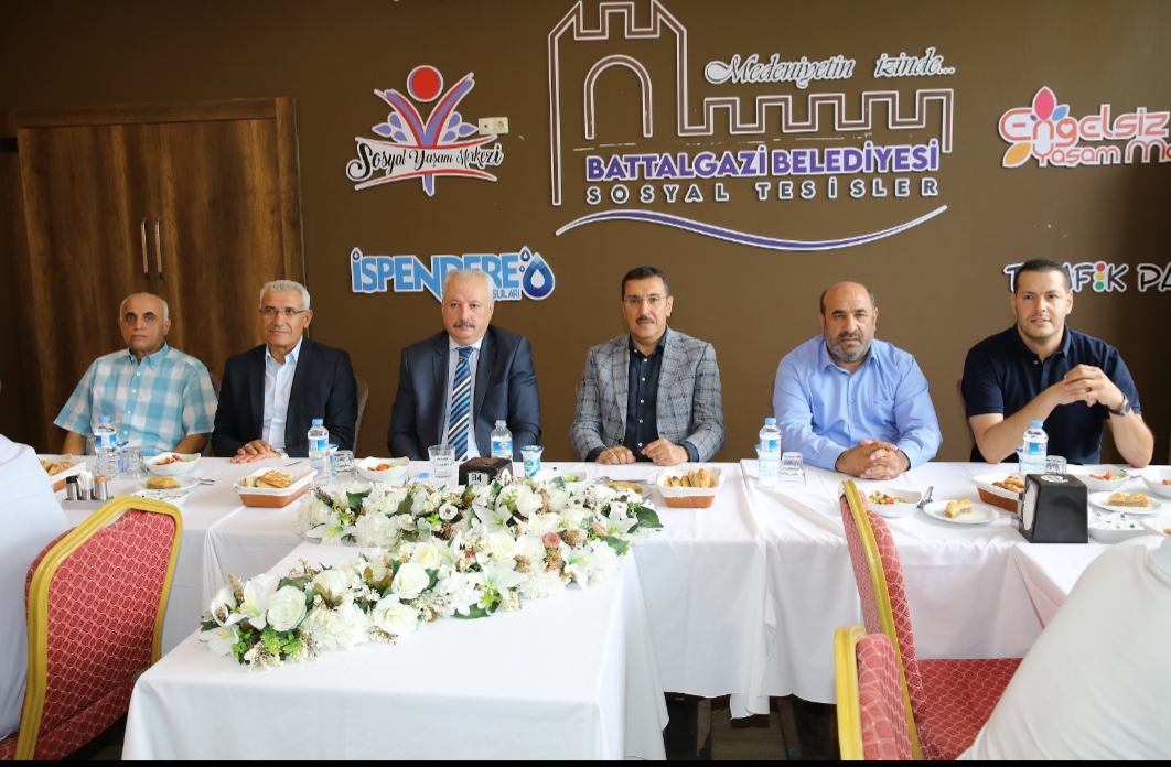 Battalgazi’de Kaymakam Duran’a Veda Yemeği