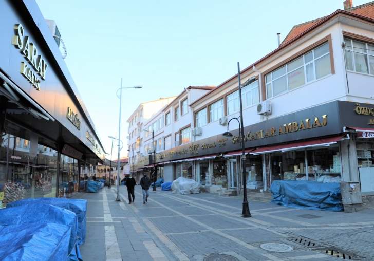 BATTALGAZİDEKİ PRESTİJ SOKAK ÇALIŞMALARI SÜRÜYOR