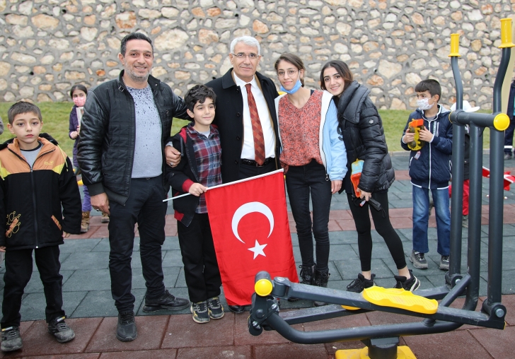 BATTALGAZİYE 5 BİN METREKARELİK YENİ BİR PARK DAHA KAZANDIRILDI