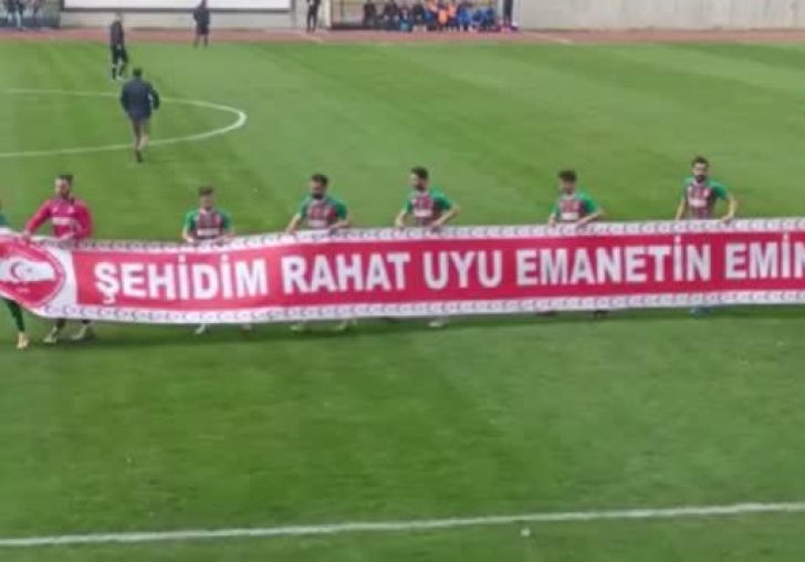 Bayrampaşa Spor - Malatya Yeşilyurt Belediyespor maçında şehitler unutulmadı