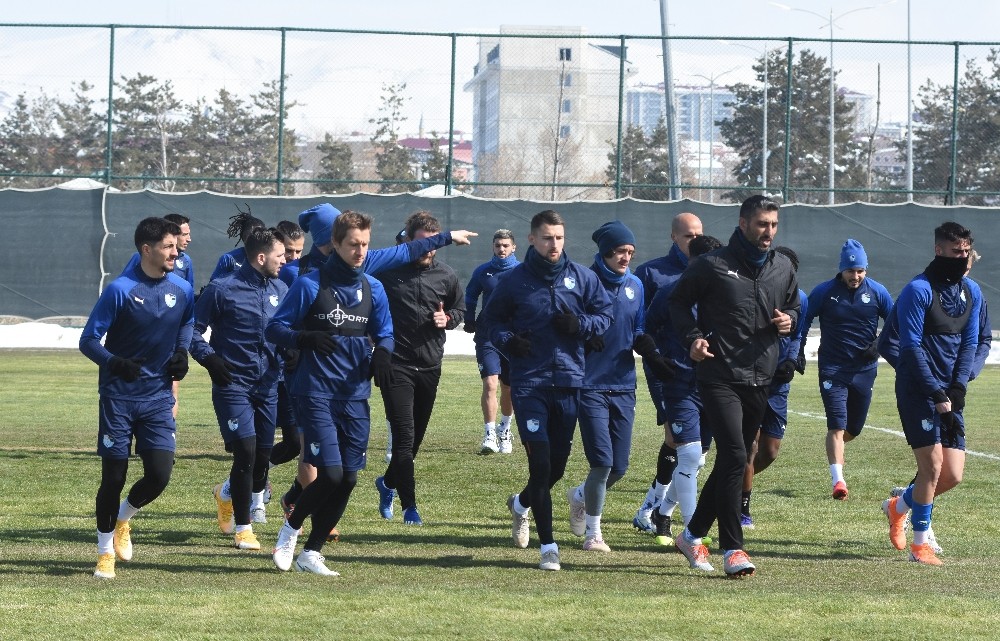 BB Erzurumspor´da Trabzonspor maçı hazırlıkları
