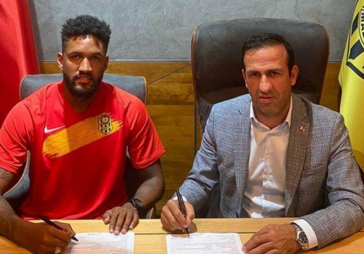 BİR GARİP WALLACE HİKÂYESİ