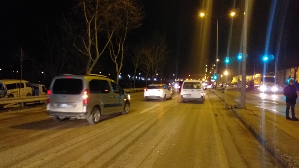 Bursa-Ankara yolu trafiğe açıldı
