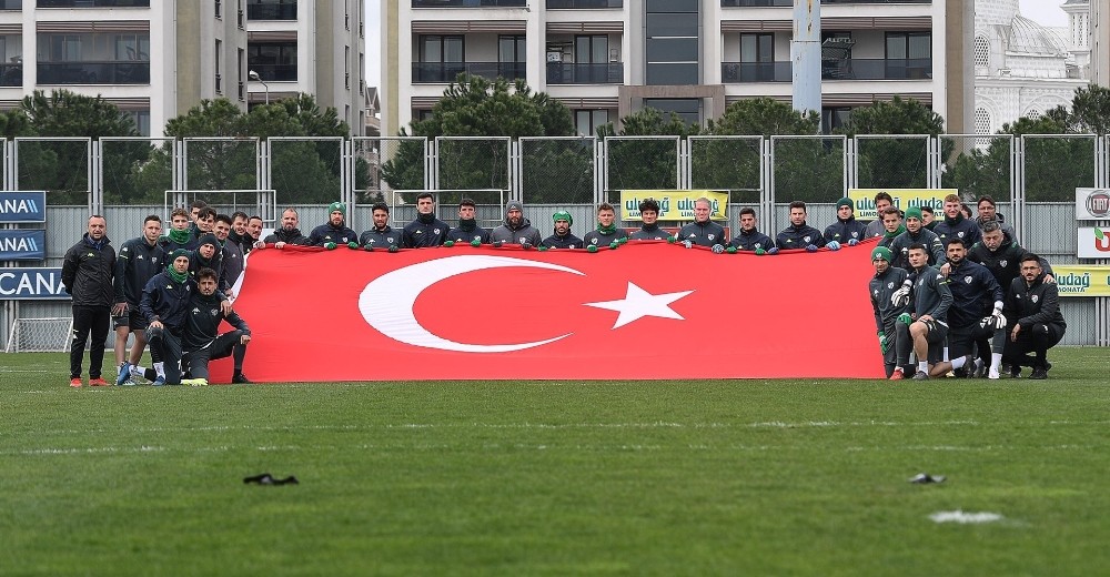 Bursaspor, Adanaspor maçının hazırlıklarına devam etti
