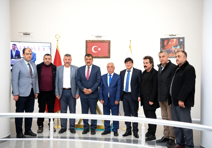 BÜYÜKŞEHİR BELEDİYESİ OLARAK ESNAFIMIZIN ZOR  ZAMANLARINDA YANLARINDA OLDUK