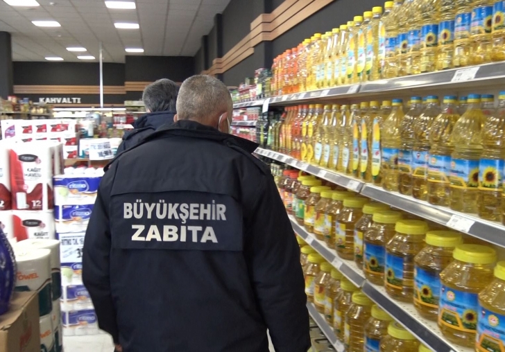 BÜYÜKŞEHİR BELEDİYESİ ZABITA EKİPLERİNDEN ETİKET DENETİMİ