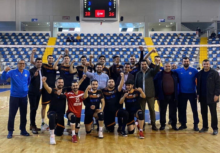 BÜYÜKŞEHİR BELEDİYESPOR VOLEYBOL VE TEKERLEKLİ SANDALYE BASKETBOL TAKIMLARI HAFTAYI GALİBİYETLE KAPATTI