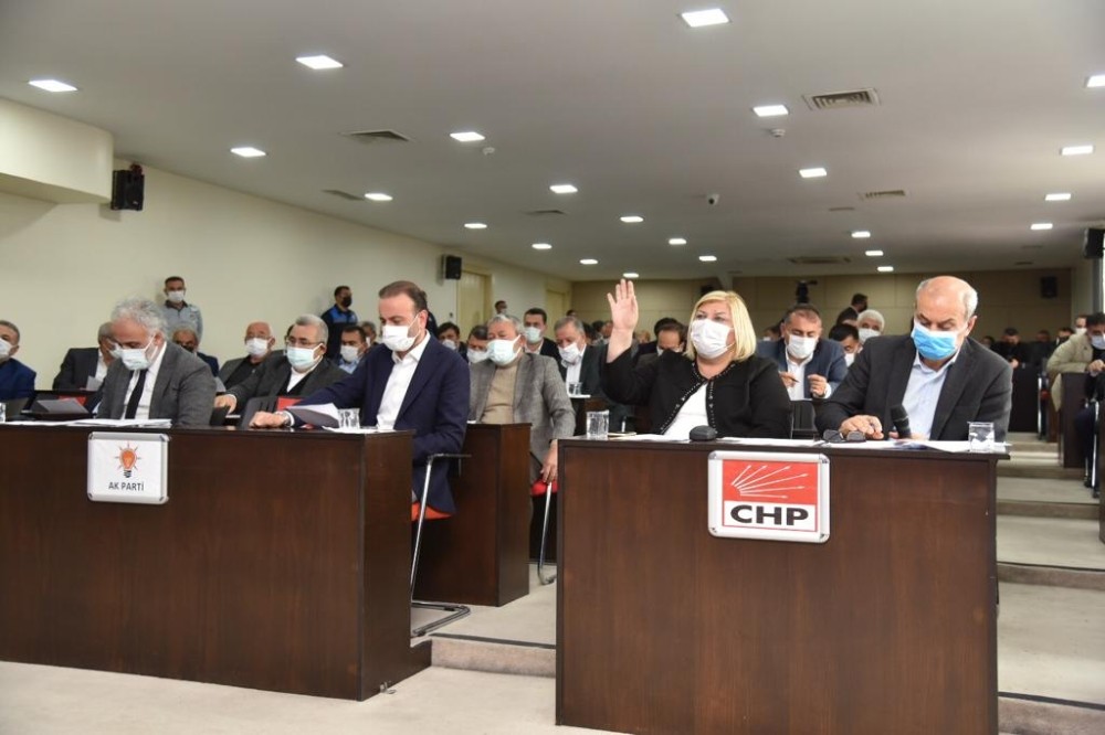 Ceyhan´ın yeni imar planı Büyükşehir Belediye Meclisinden geçti
