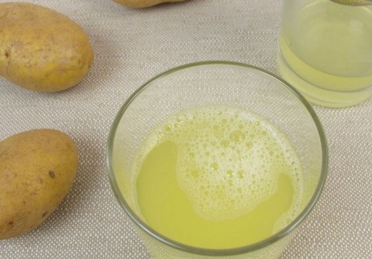 Çiğ patates suyunun faydaları şaşırttı! Sabahları mutlaka tüketin (Zayıflamak için patates suyu kürü)