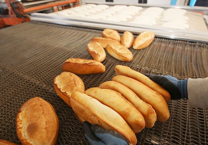 Darende Belediyesi Ekmeğin Fiyatını İndirdi