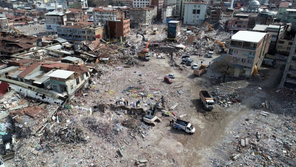 'Deprem Enkazının Yüzde 53'ü Kaldırıldı'