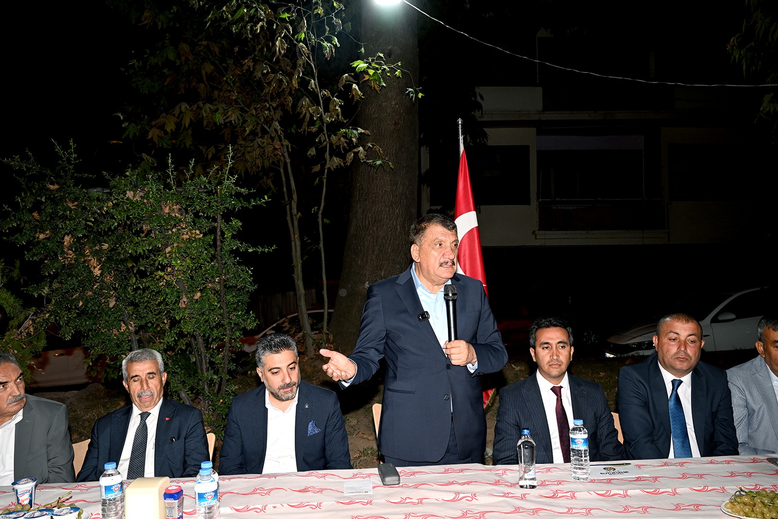 DEPREM HASARLARININ ÜSTESİNDEN GELECEĞİZ BUNDAN KİMSENİN TEREDDÜTÜ OLMASIN