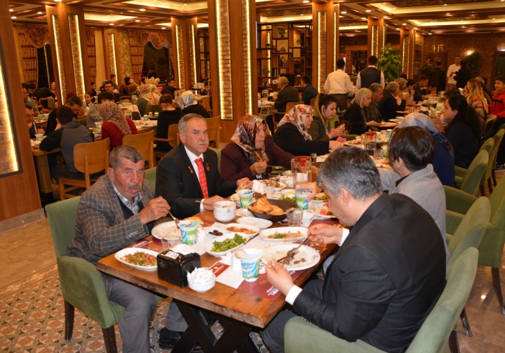Doğanşehir İlçe Emniyet Müdürlüğü iftar programı düzenledi.