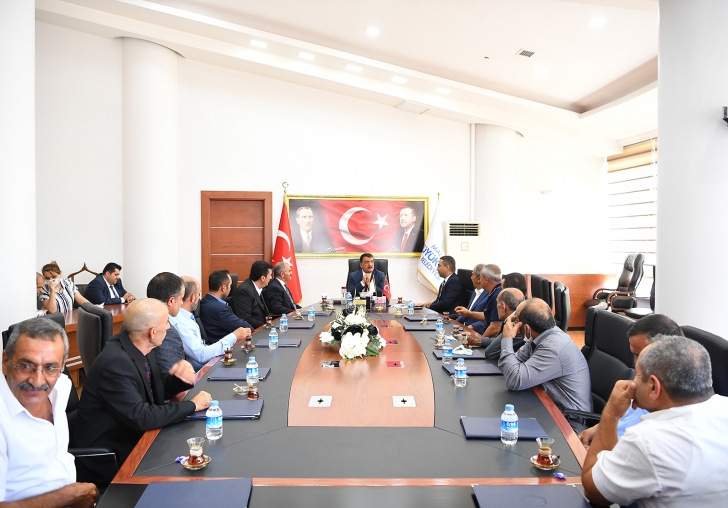 Doğanyol Belediye Başkanı ve beraberindeki heyetten Başkan Gürkan'a ziyaret 