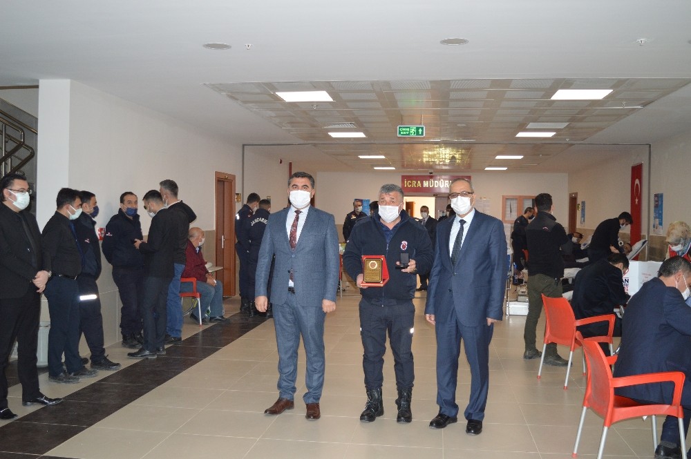 Elbistan Adliyesi´nde kan bağışı kampanyası
