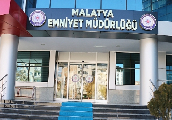 Emniyet Müdürlüğü Binasında Yangın