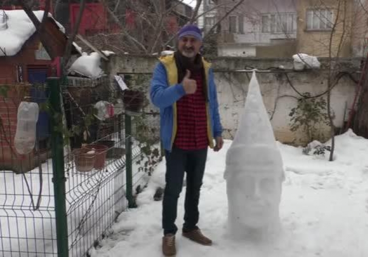 Engelli Eğitmen, karı sanata dönüştürdü